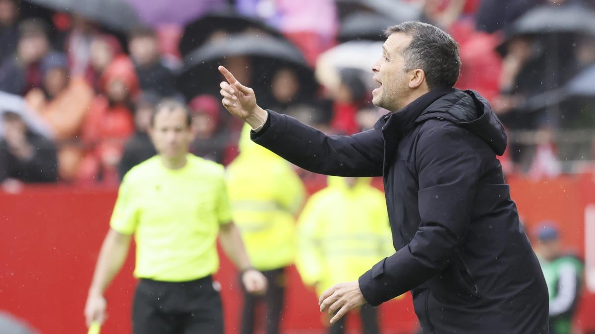 El Levante coge algo de oxígeno de la mano de Luís Castro