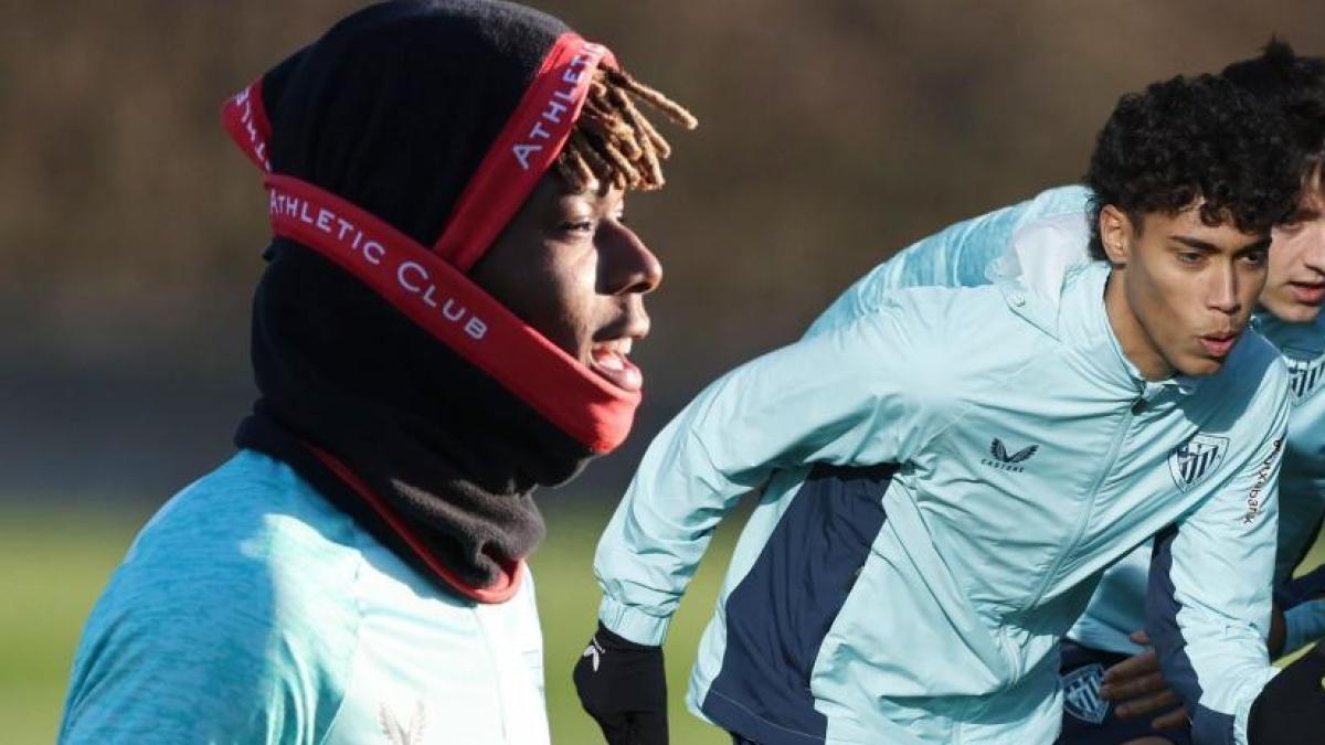 Entrenamiento del Athletic Club previo al duelo ante el FC Barcelona en la semifinal de la Supercopa, en streaming