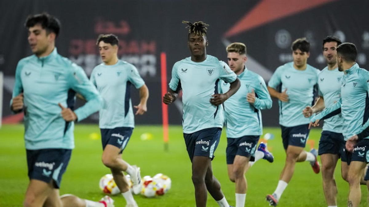 El Athletic se prepara en Jeddah para la semifinal ante el Barça con Uriarte al pie del césped