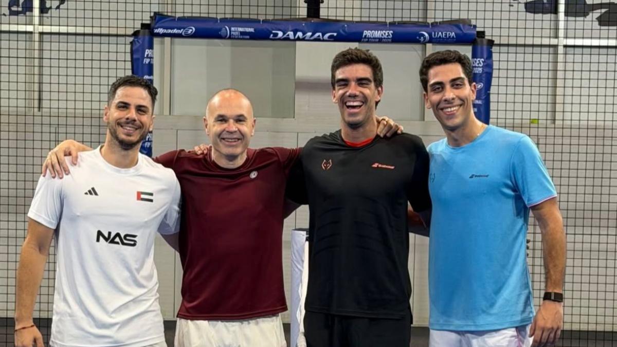 Andrés Iniesta y Juan Lebrón comparten pista de pádel en Dubái: ¡Qué partidazo!