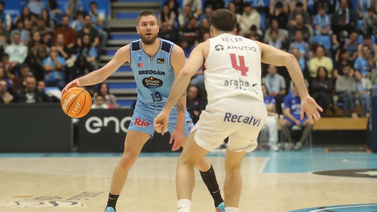 El Río Breogán se la juega este sábado en Manresa por una plaza en la Copa del Rey