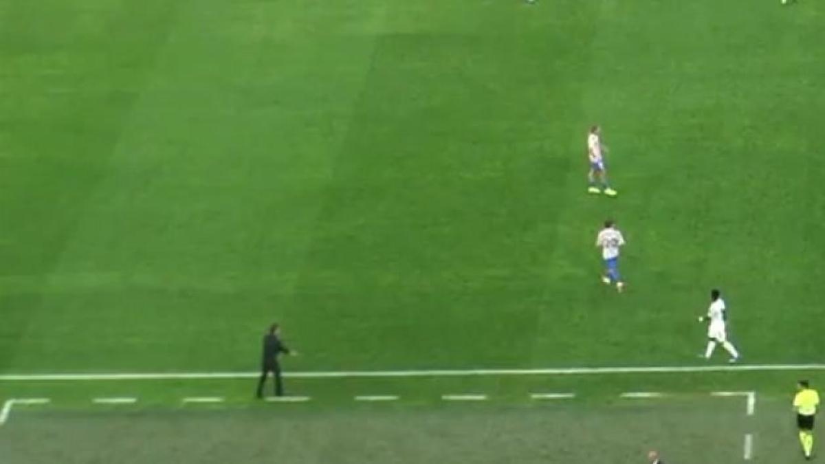 Las imágenes que muestran el origen del pique entre Vinicius y Simeone