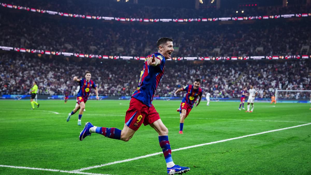 El gran mérito de Lewandowski: gol en todas sus finales