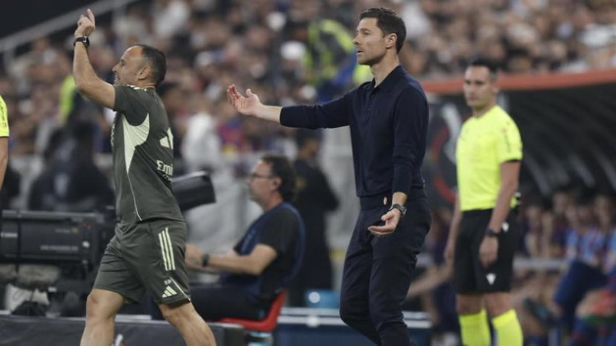 El Real Madrid anuncia el adiós de Xabi Alonso y a su sustituto