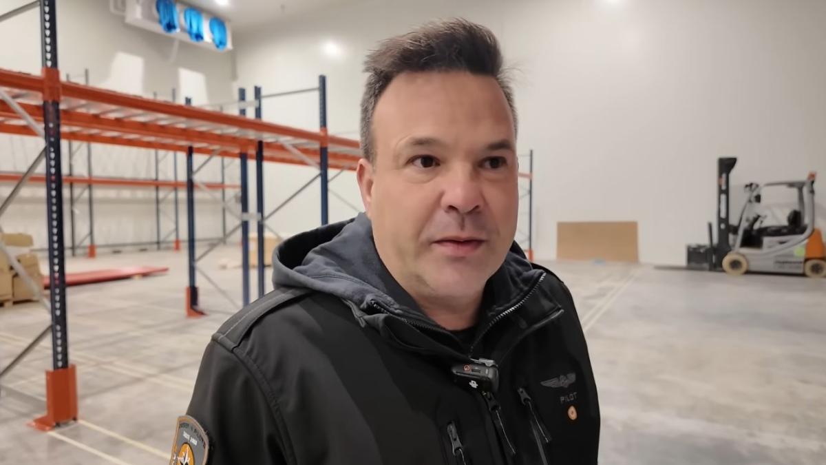 José Elias, sobre Sarah Santaolalla: Deberías primero aprender a sumar y a restar antes de hablar en la tele. Te perdiste Barrio Sésamo, el día de 1 + 1 es dos