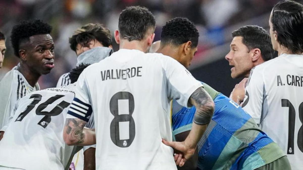 El vídeo viral de lo que pasó entre Xabi Alonso y el vestuario en Arabia