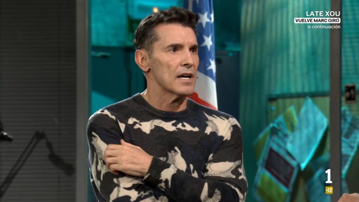 La pataleta de Telecinco por lo que hizo Jesús Vázquez en pleno directo en La Revuelta en RTVE: Ridículo