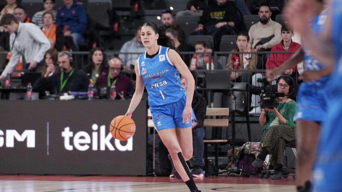 Un Avenida en crisis busca encarrilar en casa la eliminatoria ante Ferrol