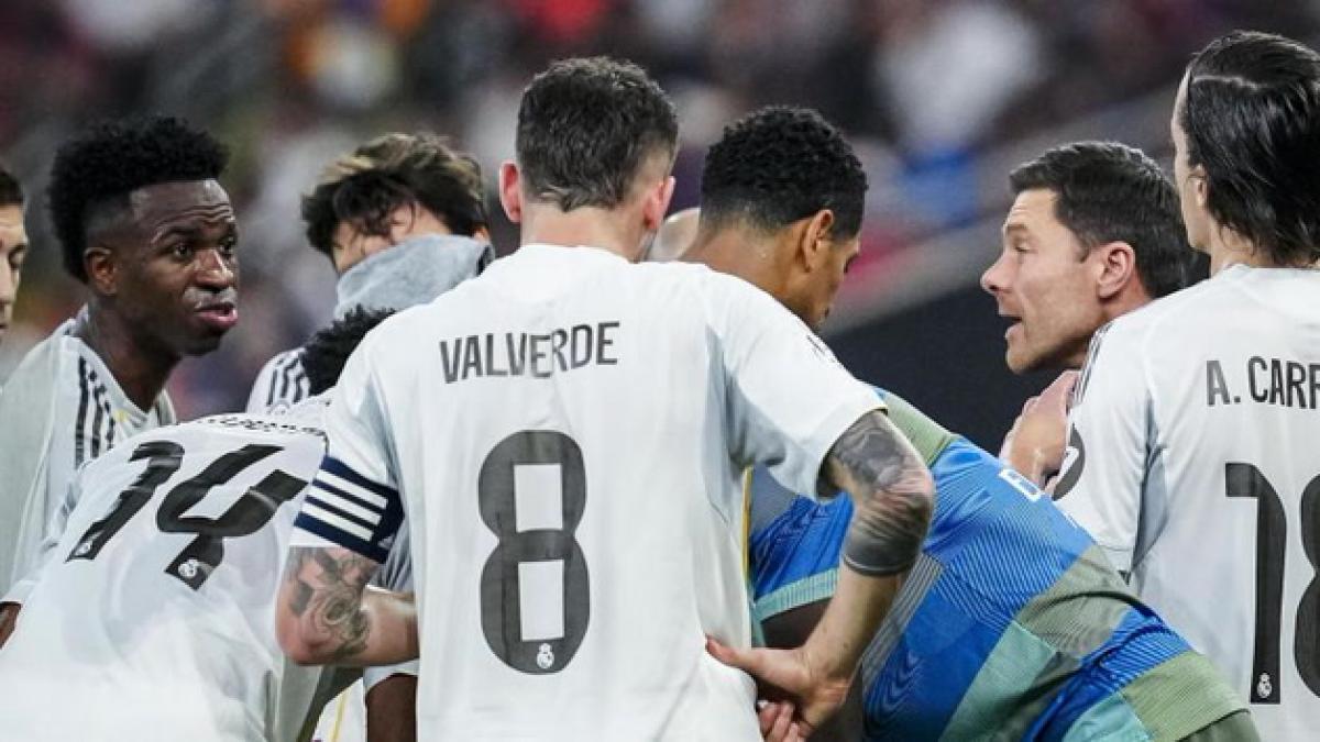 Siete jugadores del Real Madrid criticaron al club los métodos de Xabi Alonso