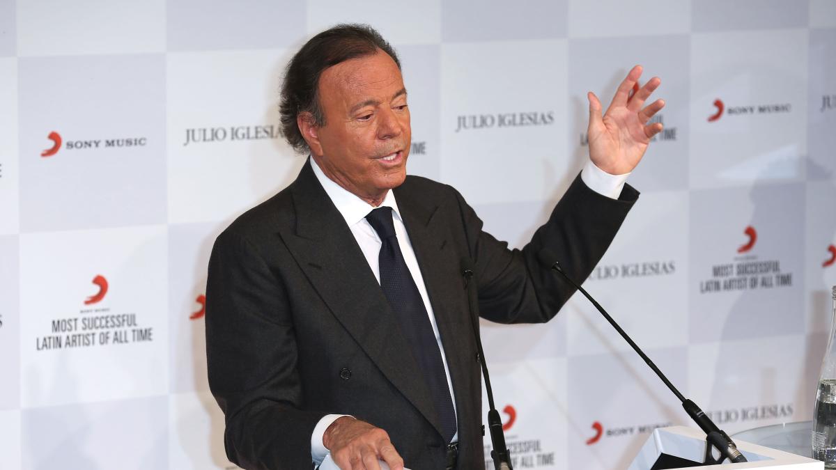 Julio Iglesias rompe su silencio tras las denuncias por presunta agresión sexual