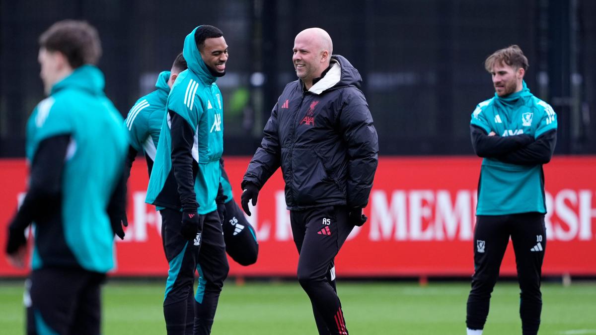 Slot: Xabi Alonso me llamó y me dijo que cogería al equipo en seis meses