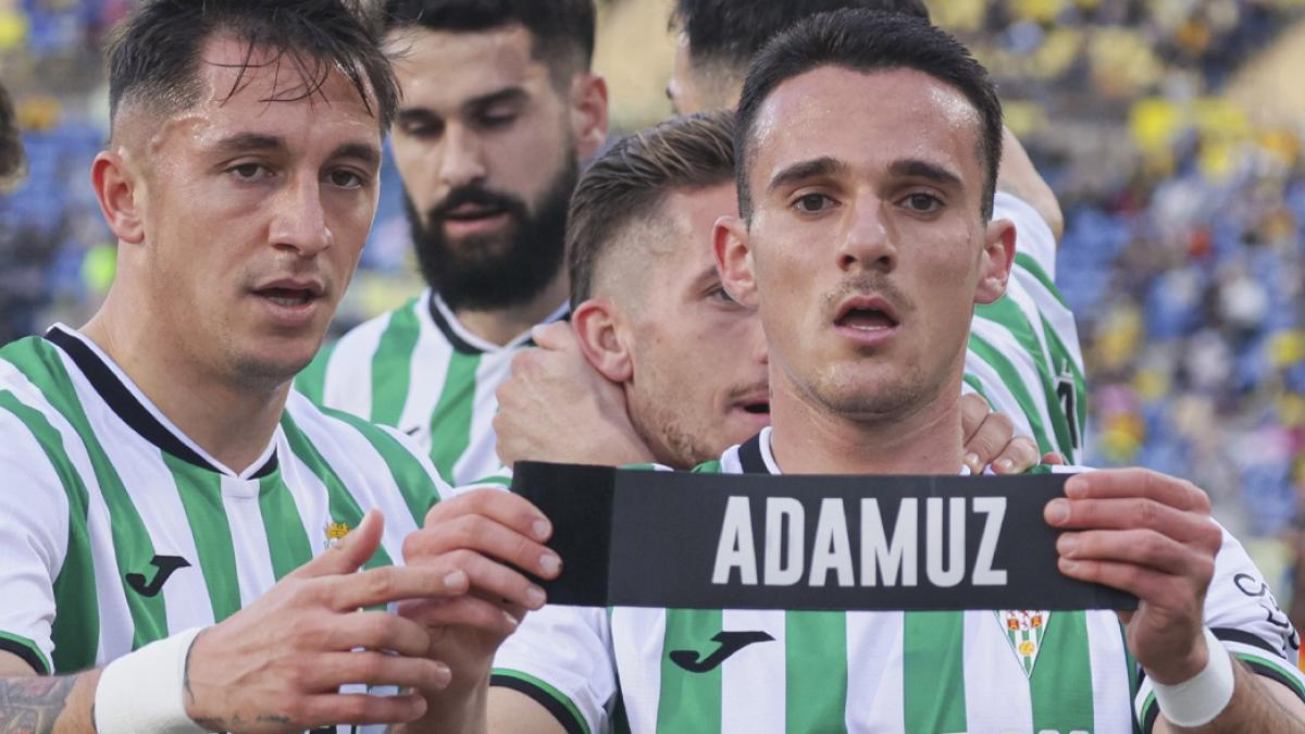 Mazazo a Las Palmas ante el Córdoba: Ortiz sentencia y el VAR castiga a una UD con diez