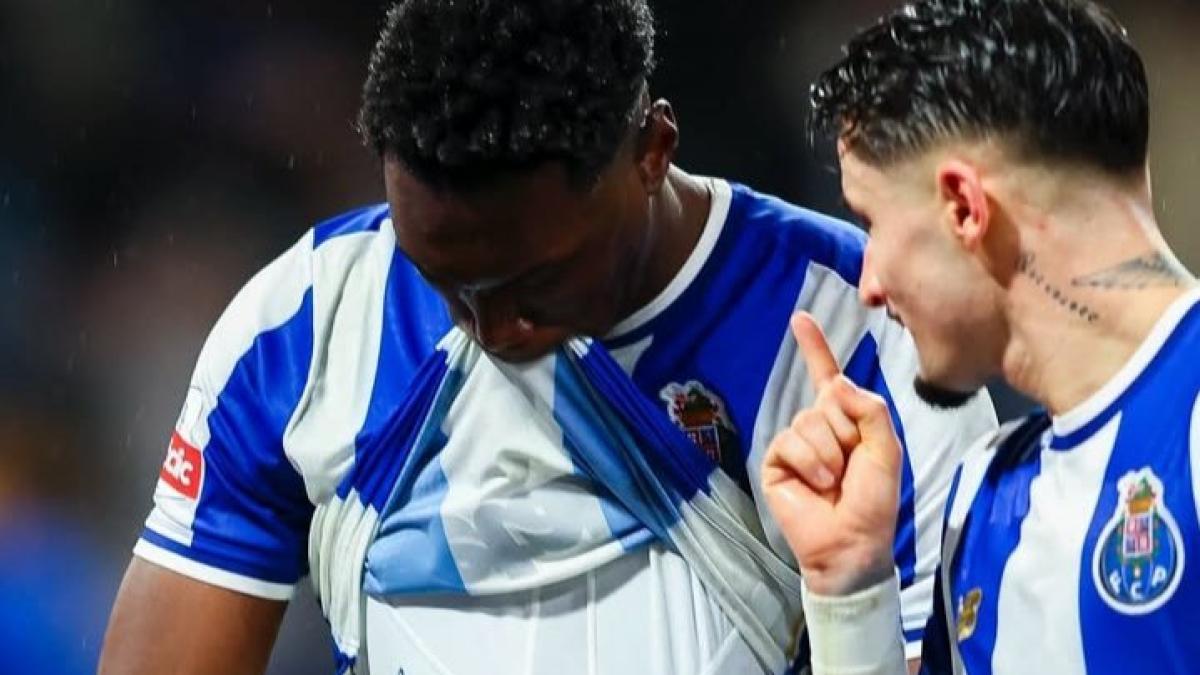 3-0: Samu se acuerda de las víctimas de Adamuz y Barcelona en el triunfo del Porto