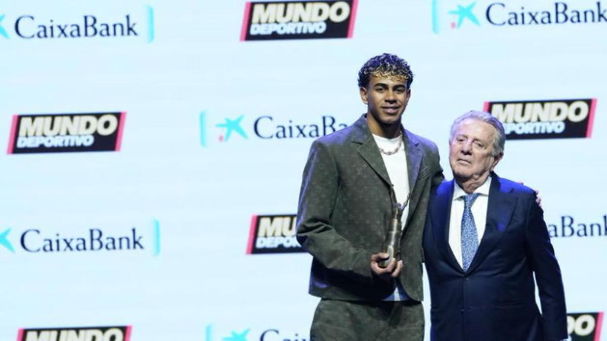Lamine Yamal asistió a la Gran Gala de Mundo Deportivo