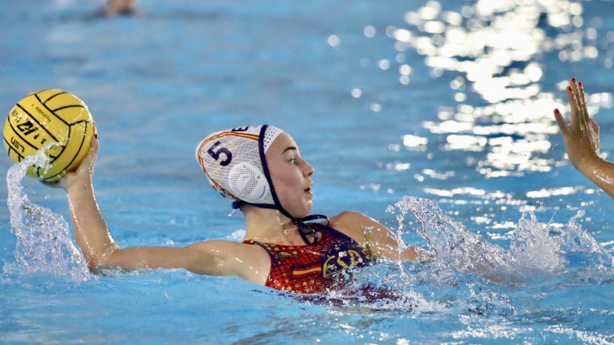 15-4. Una España muy seria gana a Francia y luchará por la quinta plaza europea