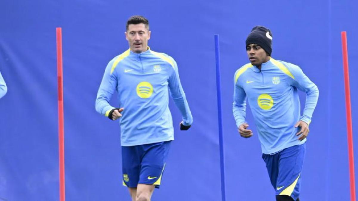 Raphinha sigue sin entrenar con el grupo