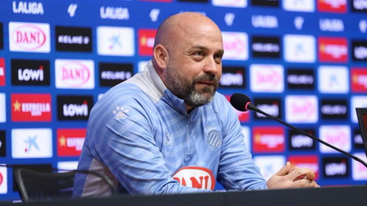 Rotundo Manolo González: Si Carlos Romero no estuviera en el Espanyol estaría muy cerca de ir a la selección española