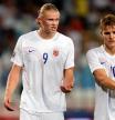 BELGRADE, SERBIA - JUNE 02: Erling Haaland talks to Martin Odegaard during the UEFA Nations League League B Group 4 match between Serbia and Norway at Stadion Rajko Mitic on June 2, 2022 in Belgrade, Serbia. (Photo by Pedja Milosavljevic/DeFodi Images via Getty Images