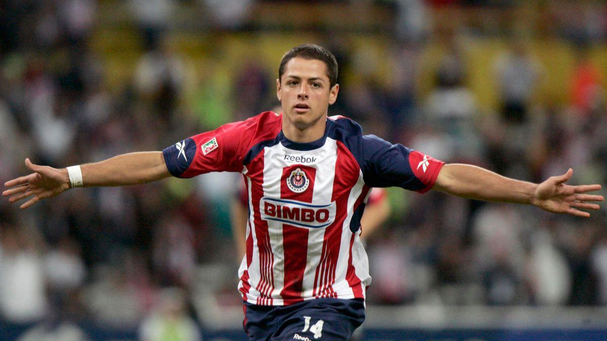 Chivas hace oficial el regreso de Chicharito Hernández
