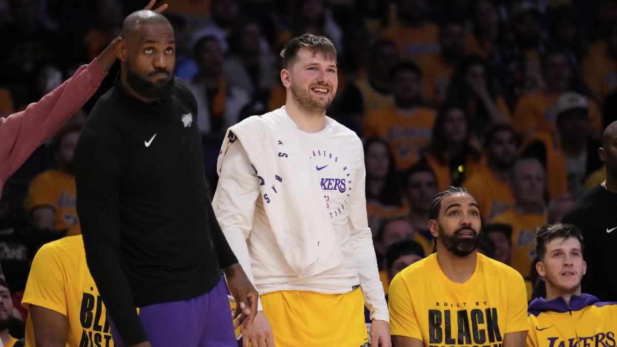LeBron James le da la bienvenida a Luka Doncic a los Lakers con un gesto que jamás olvidará